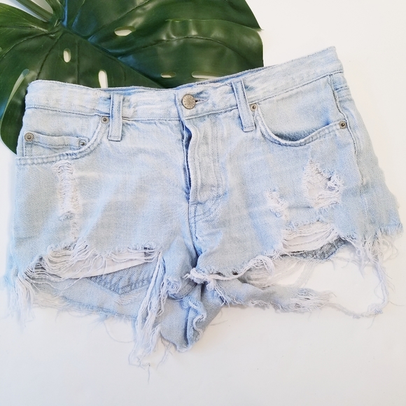 Rails Ultra Distressed Austin Cutoff Jean Shorts Size 24 - Picture 1 of 11